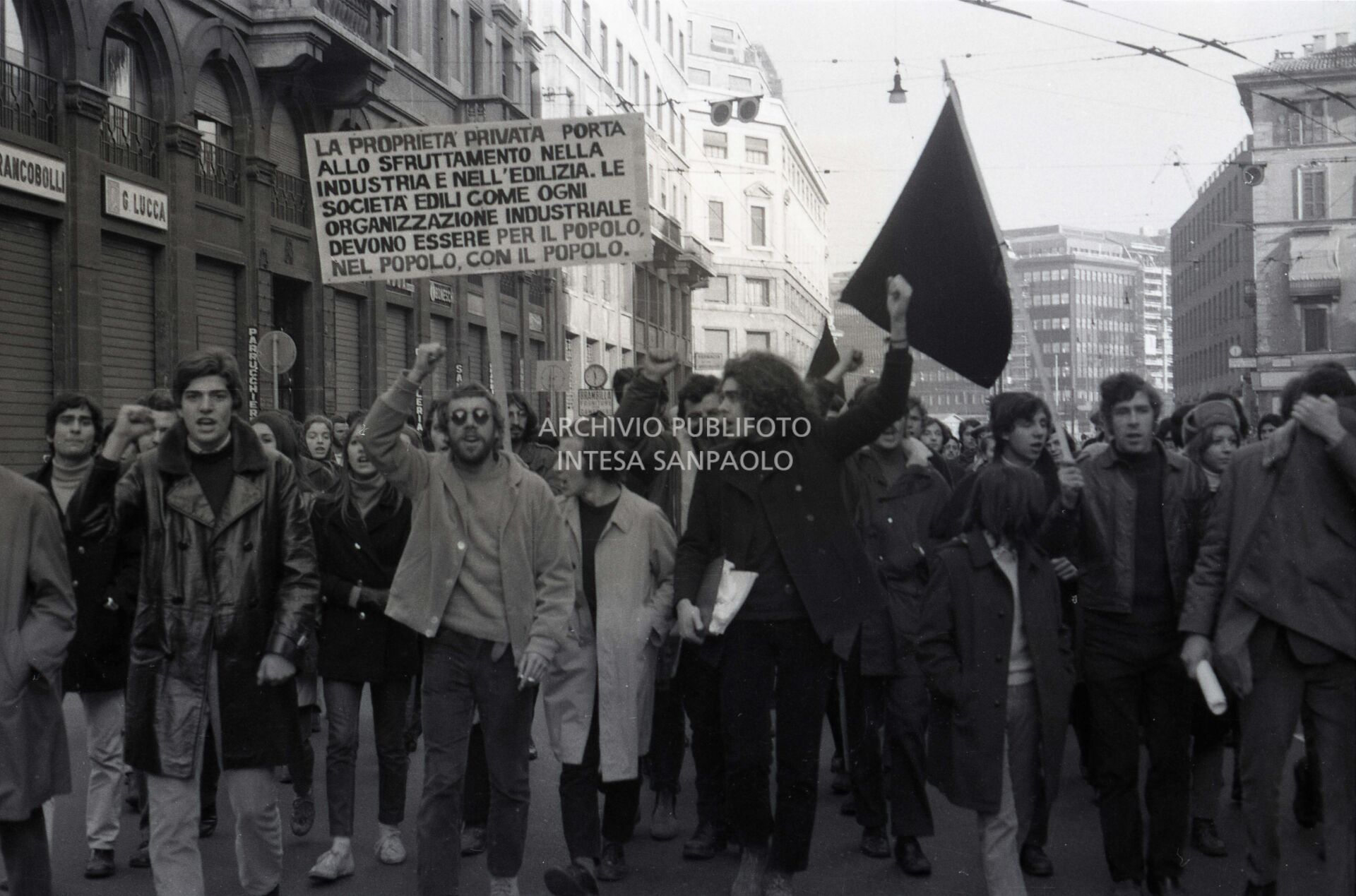 Manifestazione Contro Il Caro Casa Nel Giorno Dello Sciopero Generale