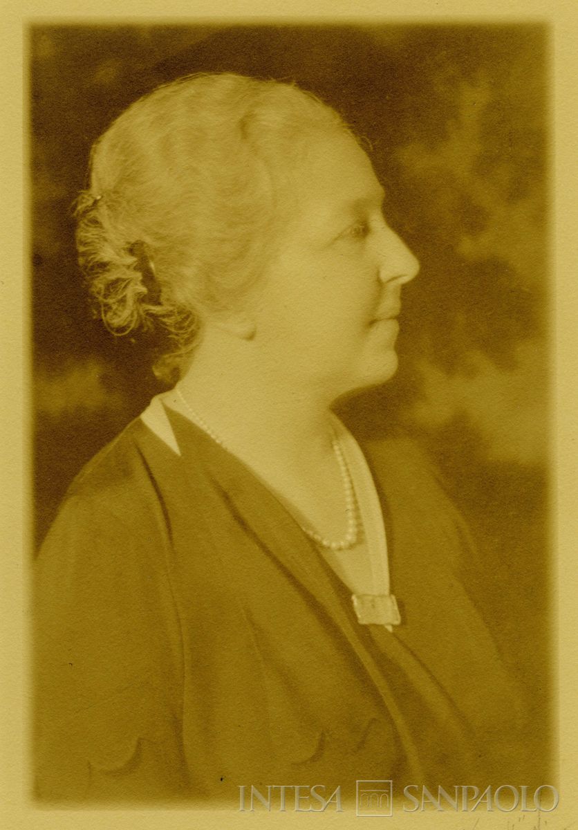 Falk Fabian Lina ritratta in studio a New York, 1917 - 1918 (Kazanjian Studio)