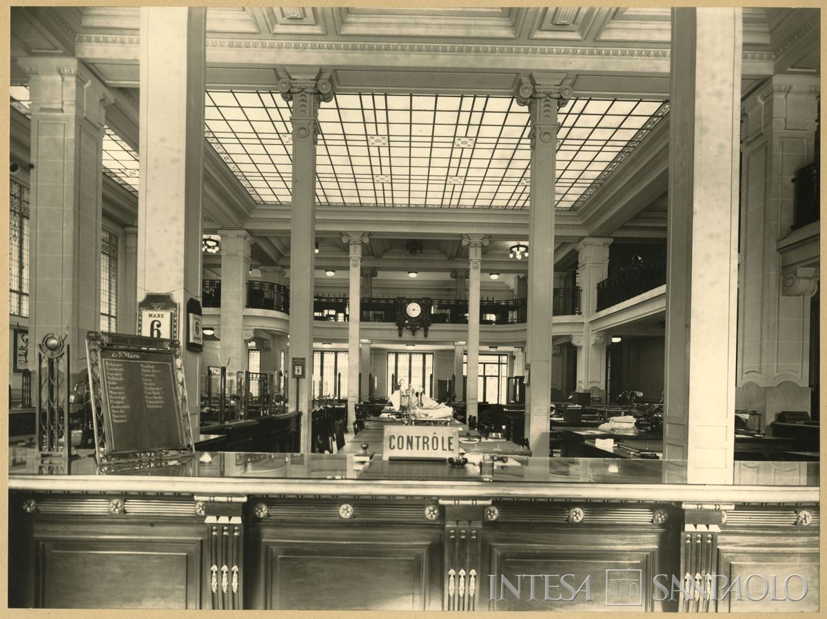 Banca Francese e Italiana per l'America del Sud, Parigi: sede di Rue Halévy 12, 1910 (fotografo sconosciuto)