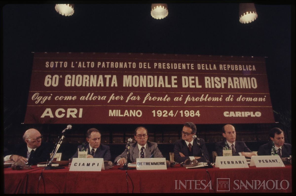 Giornata Mondiale del Risparmio: celebrazione al Teatro alla Scala, Milano, 11 novembre 1984 (fotografo sconosciuto)