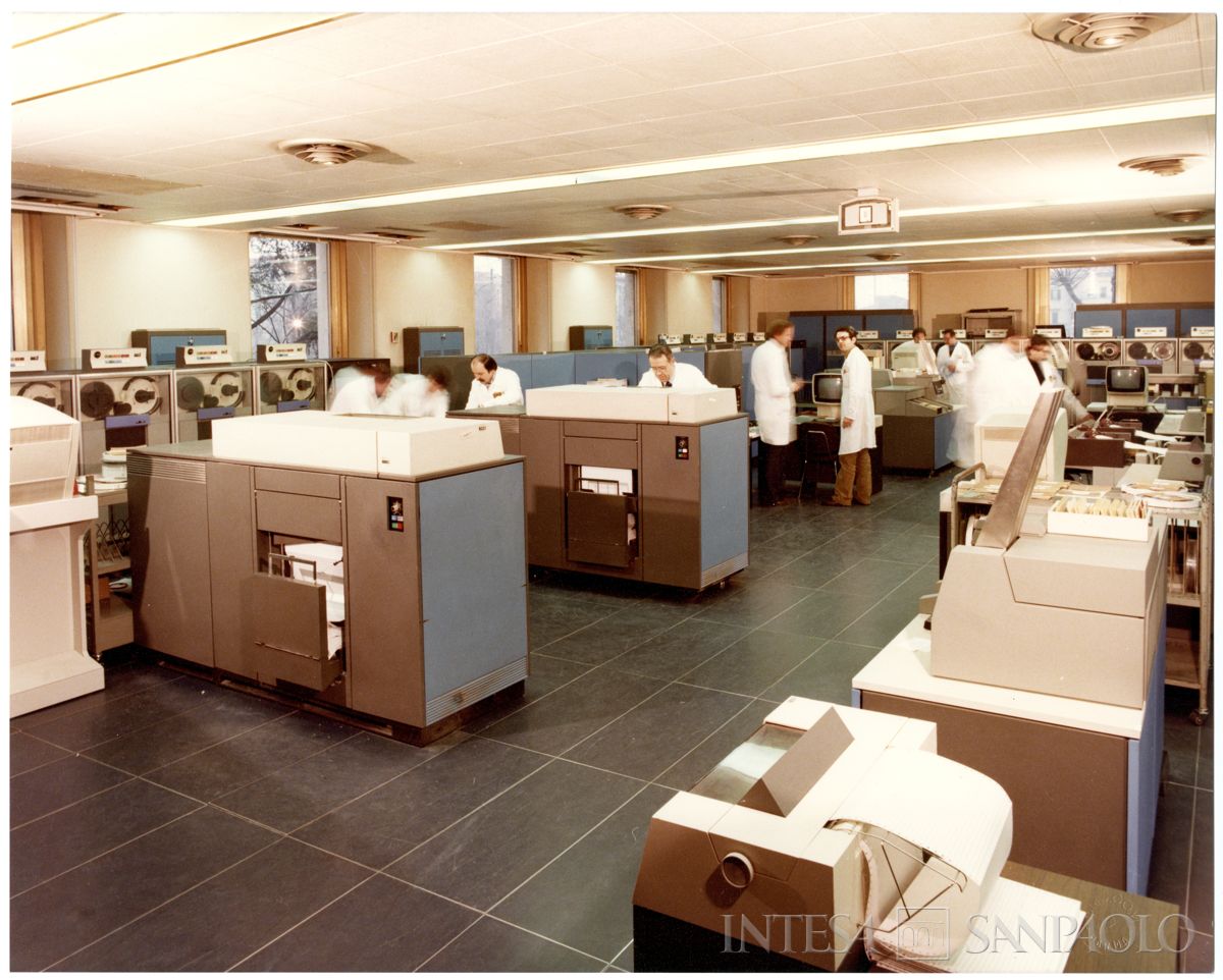 BCI, Parma: Centro Amministrativo Elettronico (C.A.E.), post 1975 (foto Zoom)