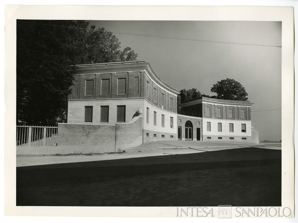 BCI, Parma: Centro Amministrativo Elettronico (C.A.E.), 1941-1945 (fotografo sconosciuto)