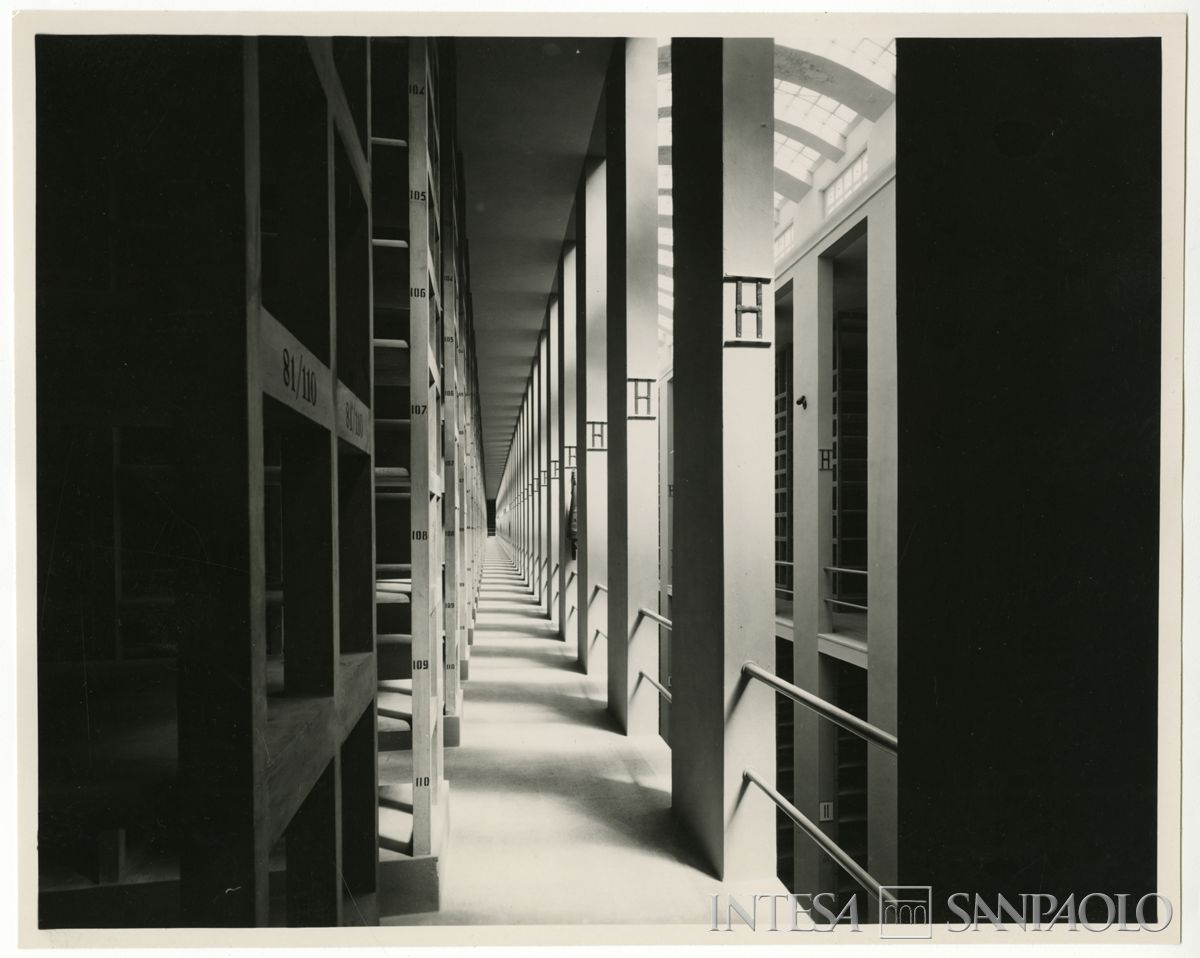 BCI, Parma: Centro Amministrativo Elettronico (C.A.E.), 1941-1945 (foto Libero Tosi)