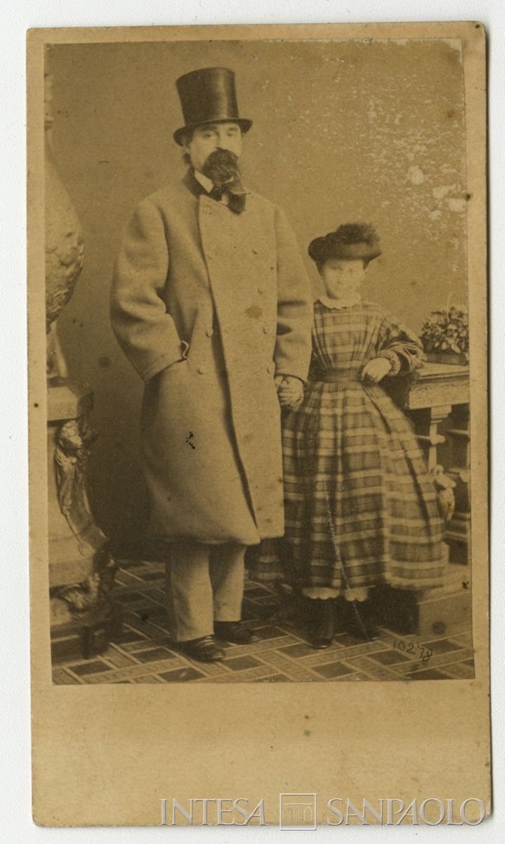 Canzio Canzi con la figlia Angela ritratti in studio, 1860 (foto di Alessandro Duroni)