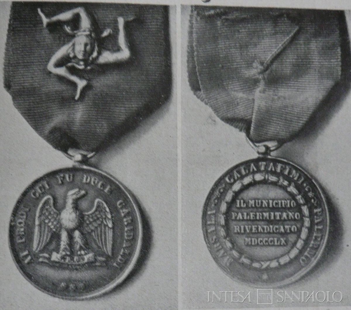 Medaglia commemorativa dei Mille (da "L'Illustrazione Italiana", a. XXXVII, n . 18, 1 maggio 1910, p. 443)