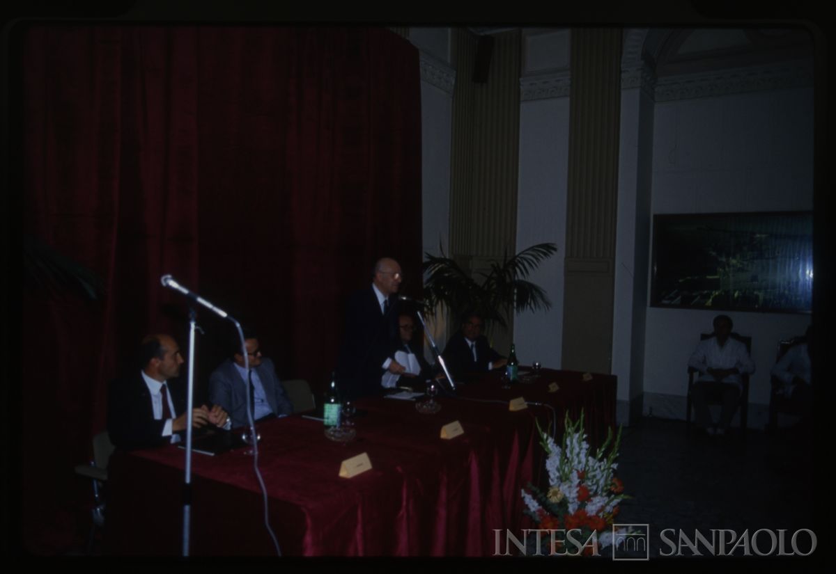 Inaugurazione della sede Cariplo di Napoli, settembre 1982 circa (fotografo sconosciuto)