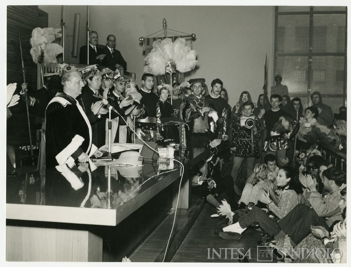 Nomina di Dell'Amore Giordano a magnifico rettore dell'Università Bocconi di Milano, 24 novembre 1967 (Publifoto)