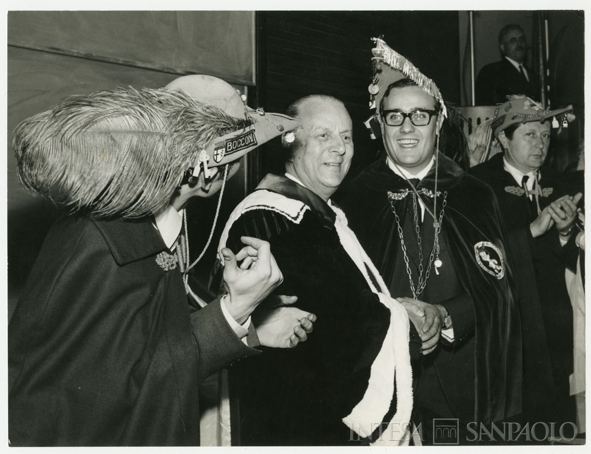Nomina di Dell'Amore Giordano a magnifico rettore dell'Università Bocconi di Milano, 24 novembre 1967 (Publifoto)