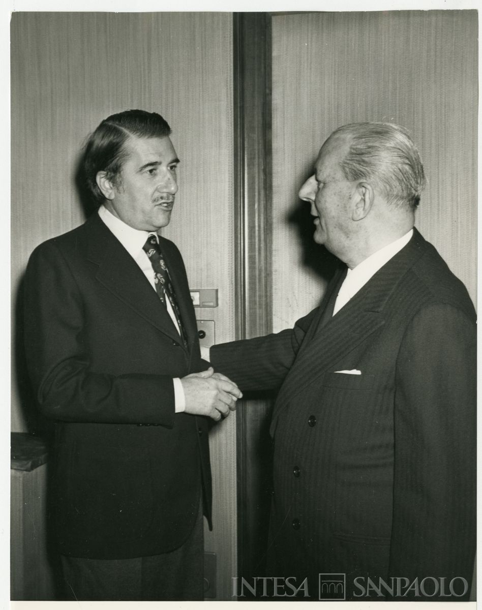 Celebrazione del 150° anniversario di fondazione dell'Istituto, a sinistra Aniasi Aldo e a destra Dell'Amore Giordano, 1 dicembre 1973 (Publifoto)