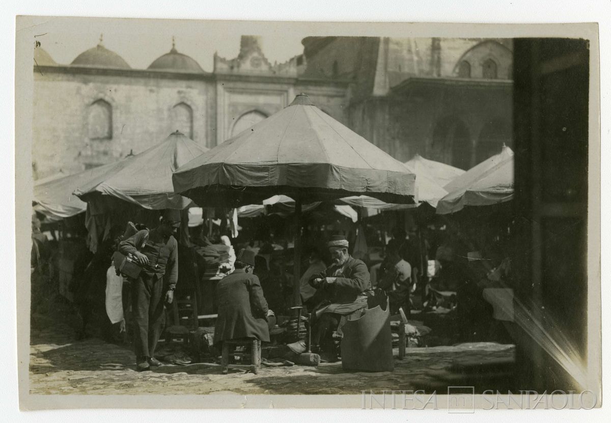 Scorcio di Costantinopoli, ultimo quarto 1800 - 1926 (fotografo sconosciuto)