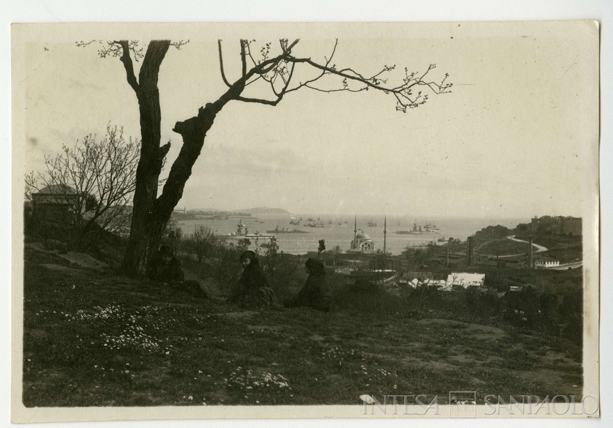 Scorcio di Costantinopoli, ultimo quarto 1800 - 1926 (fotografo sconosciuto)