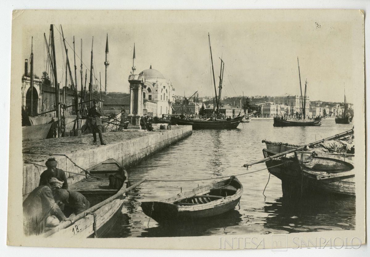 Scorcio di Costantinopoli, ultimo quarto 1800 - 1926 (fotografo sconosciuto)