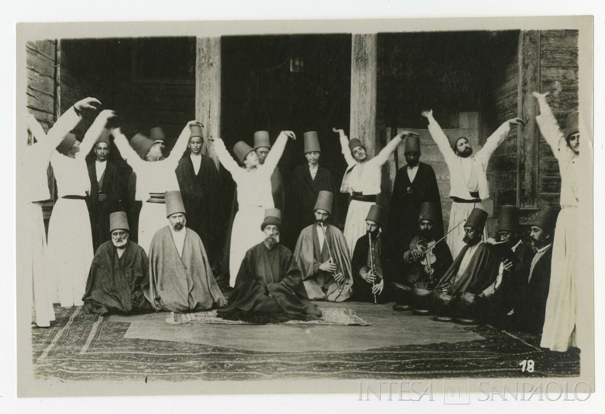 Derviches Mewlewy, ante 1886 ([Pascal Sébah])