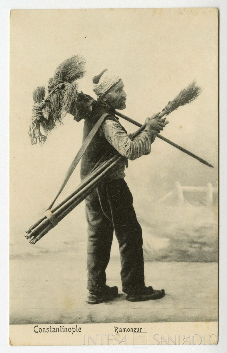 Spazzacamino a Costantinopoli, ultimo quarto 1800 - 1926 (edizione Bon Marché)