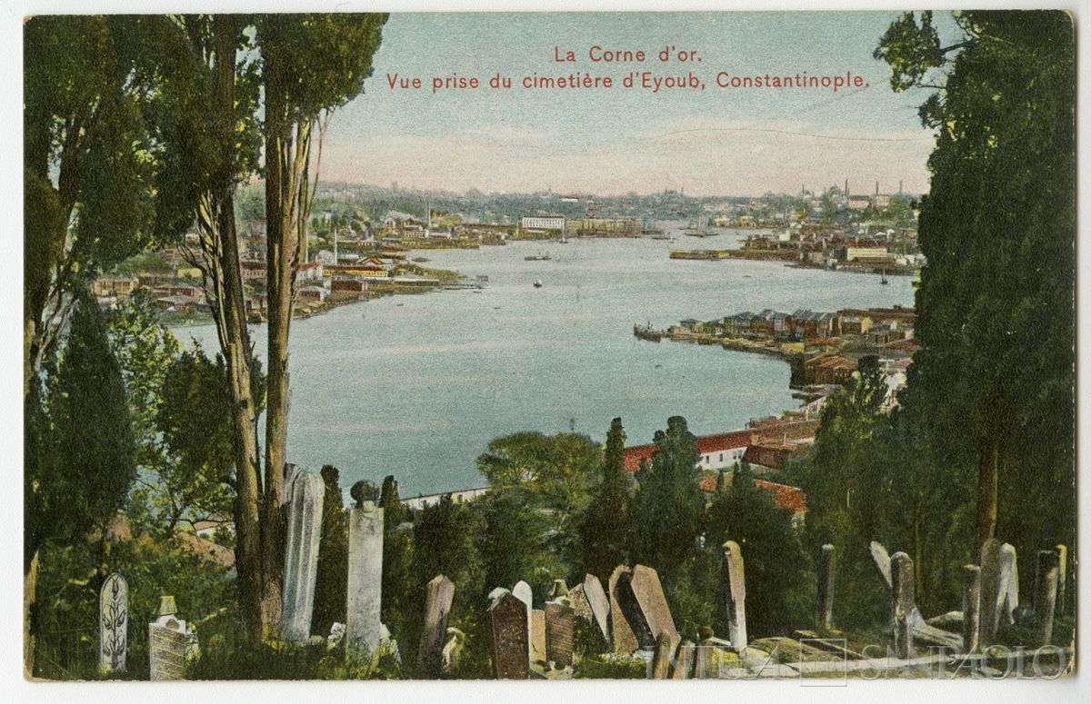 Vista del Corno d'Oro dal Cimitero d'Eyoüp a Costantinopoli, ultimo quarto 1800 - 1926 (edizione Max Fruchtermann)