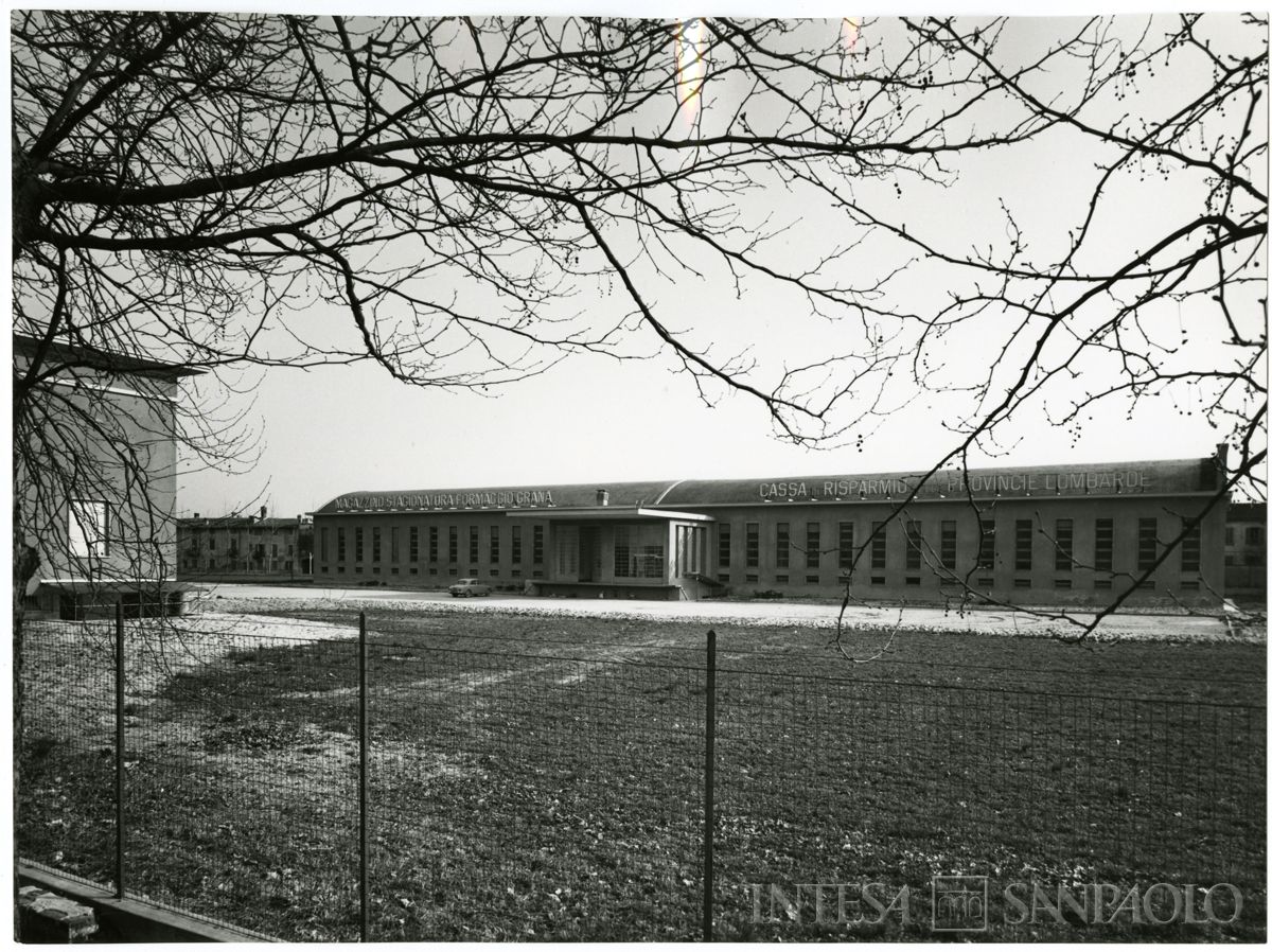 Vapra, Lodi: esterni, circa 1960 - 1963 (foto di Alfredo Pratelli)