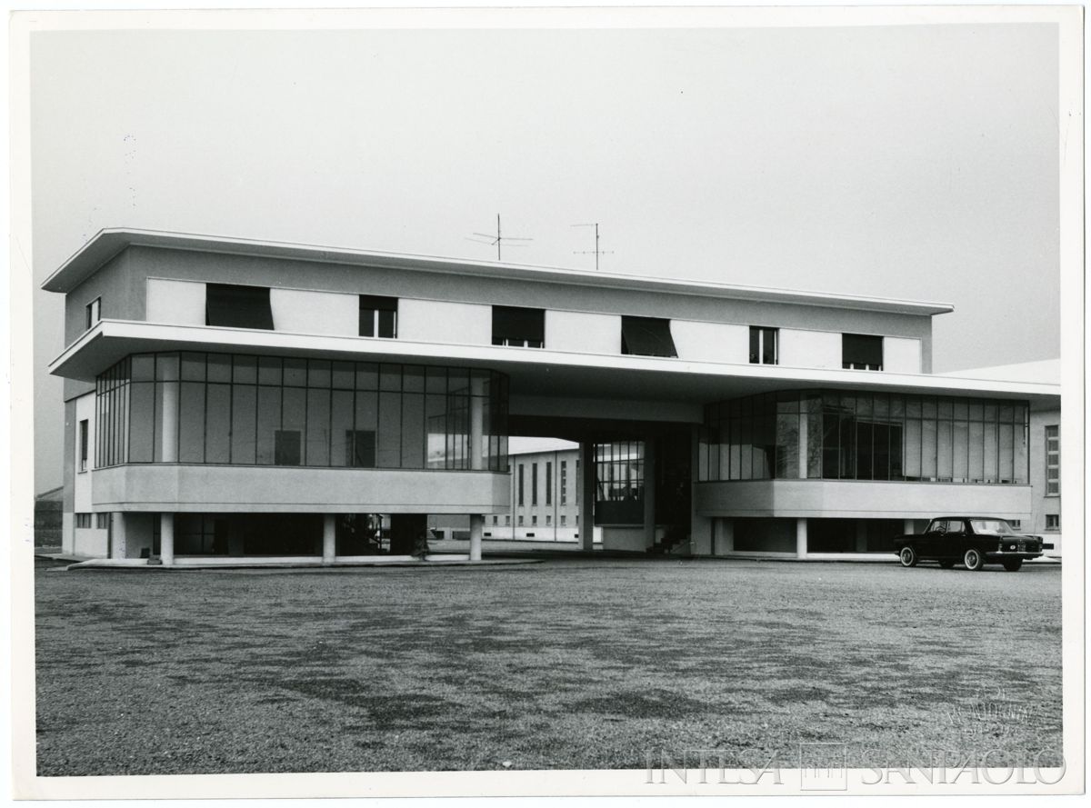 Immobiliare Caseifici Sociali, Villa Poma: esterno, 1961 - 1963 (foto di Fot. Montagnini)