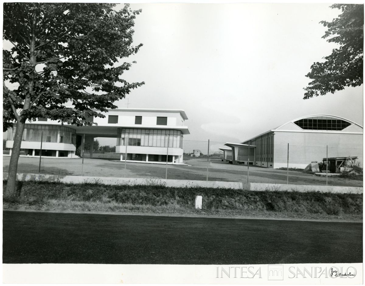 [Immobiliare Caseifici Sociali], Villa Poma: esterno, 1961 - 1969 (Foto G. Anderlini)