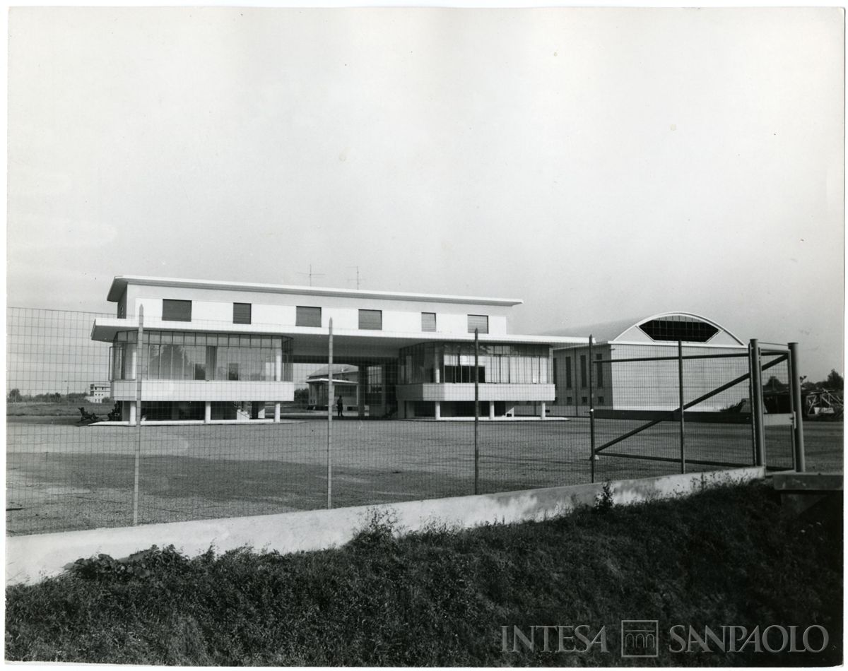[Immobiliare Caseifici Sociali], Villa Poma: esterno, 1961 - 1969 (Foto G. Anderlini)