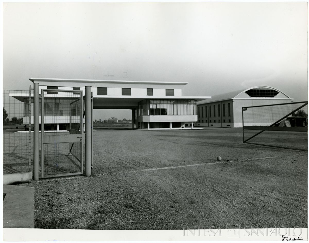 [Immobiliare Caseifici Sociali], Villa Poma: esterno, 1961 - 1969 (Foto G. Anderlini)