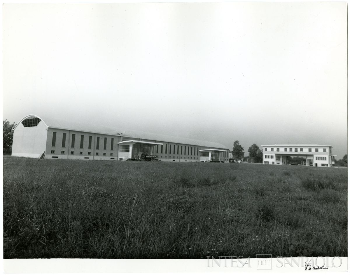 [Immobiliare Caseifici Sociali], Villa Poma: esterno, 1961 - 1969 (Foto G. Anderlini)