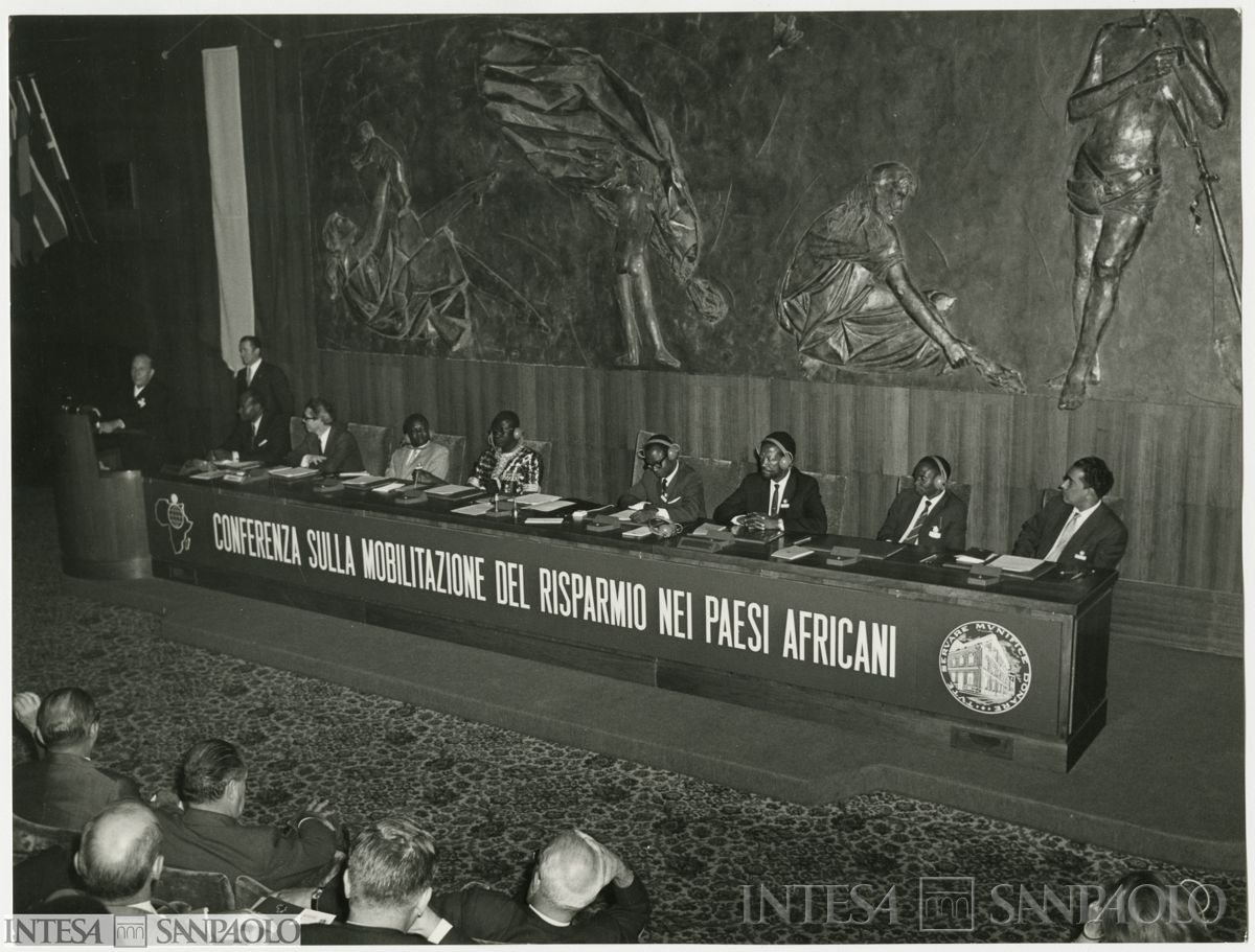 Conferenza sulla mobilitazione del risparmio nei paesi africani, 23 settembre 1971 (Publifoto)