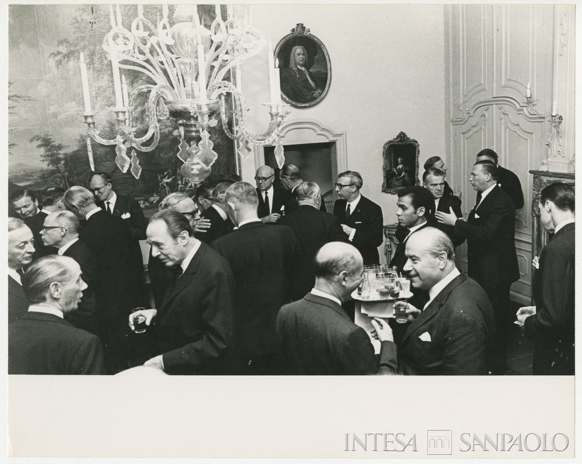Cena al Musée Frans Hals di Haarlem in occasione della XXXIII sessione dell'Institut International d'Études Bancaires, 3 novembre 1967 (fotografo sconosciuto)