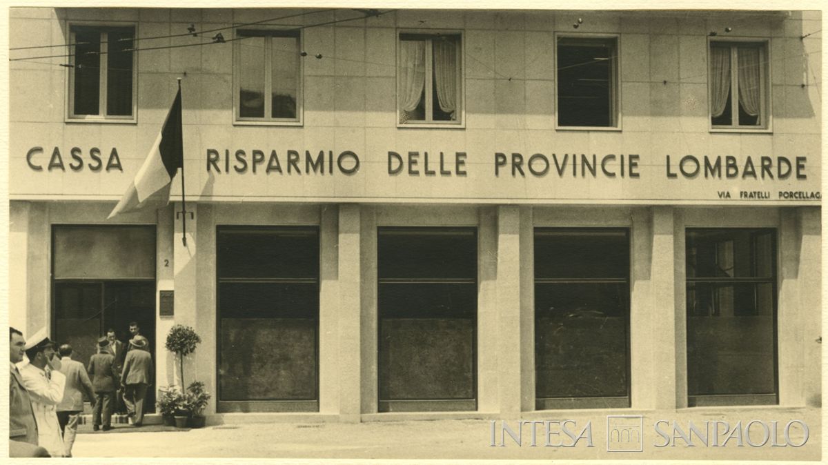 Inaugurazione della filiale Cariplo di Brescia, 06 - 07 luglio 1953 (foto di Cesare Allegri)