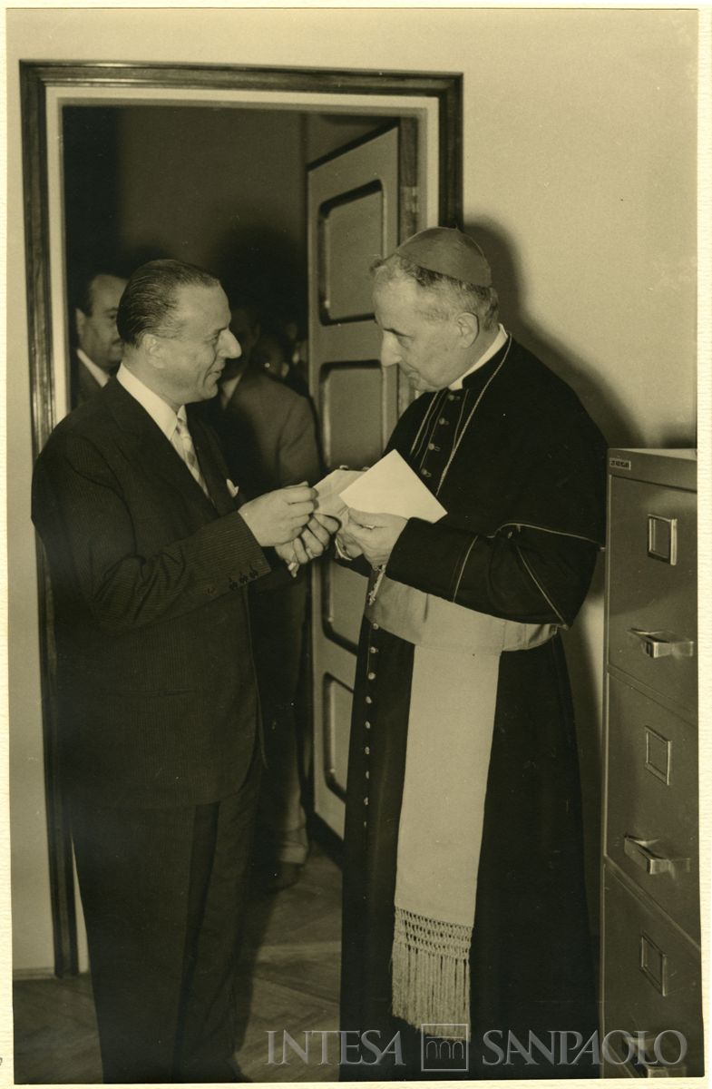 Inaugurazione della filiale Cariplo di Brescia, 06 - 07 luglio 1953 (foto di Cesare Allegri)