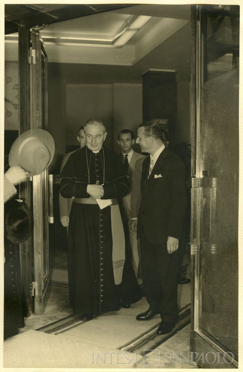 Inaugurazione della filiale Cariplo di Brescia, 06 - 07 luglio 1953 (foto di Cesare Allegri)