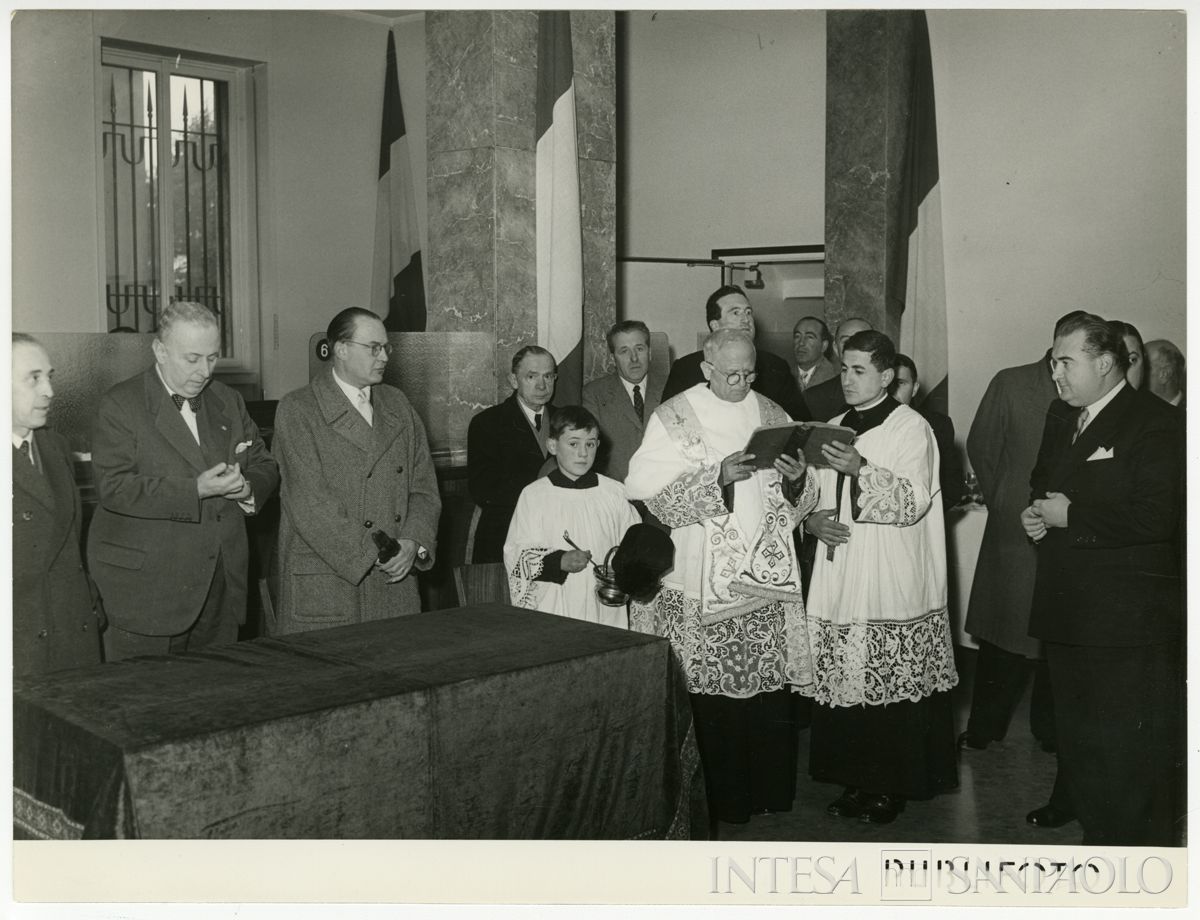 Inaugurazione della filiale Cariplo di Cantù, 5 dicembre 1950 (Publifoto)