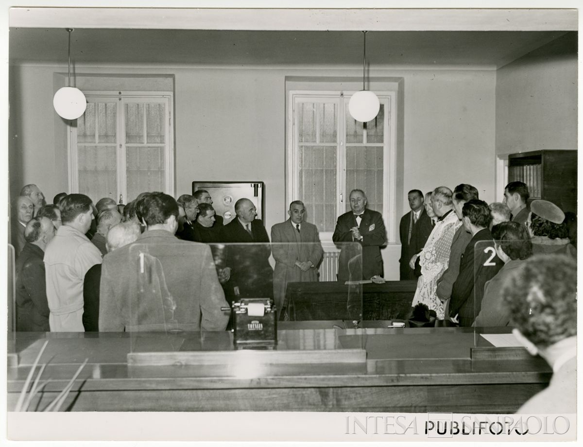 Inaugurazione della filiale Cariplo di Pieve del Cairo, 9 dicembre 1950 (Publifoto)