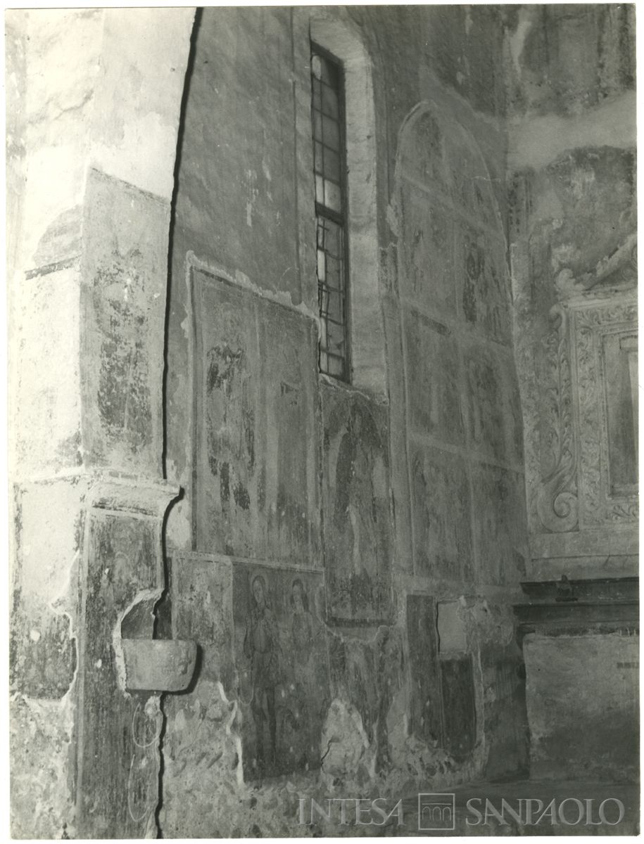 Albino, Chiesa di San Bartolomeo: scorcio di affreschi raffiguranti Santi e il Martirio del Beato Simonino da Trento, 1962-1964 (Foto Breda)