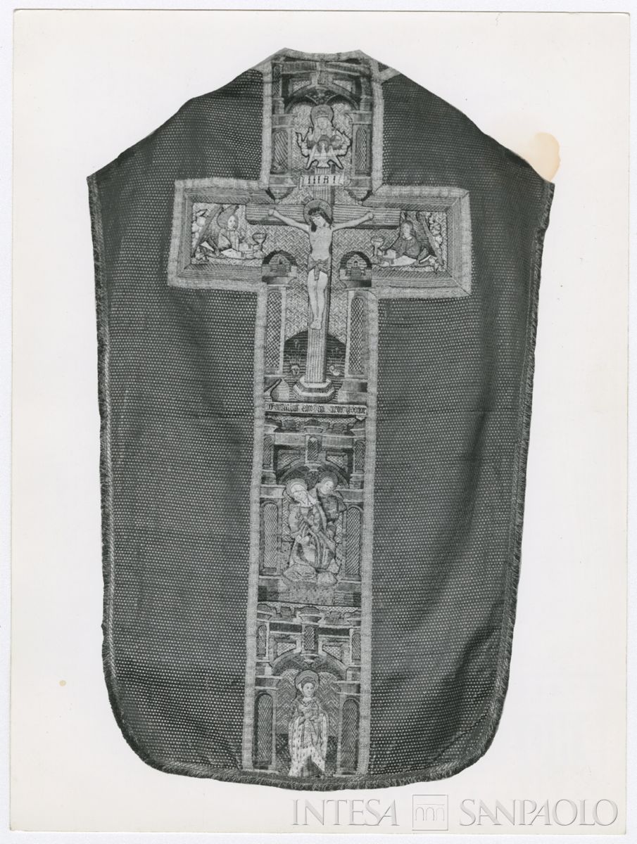 Baceno, Chiesa di San Gaudenzio: la pianeta intera prima del restauro, 1962-1964 (Photo Haus)