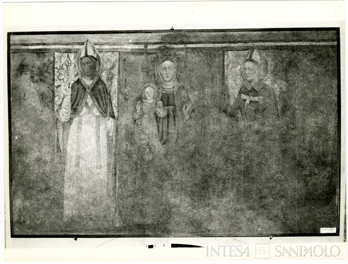 Cusino, Chiesa di San Giovanni Battista: stacco murario raffigurante la Madonna col bambino e santi, 1962