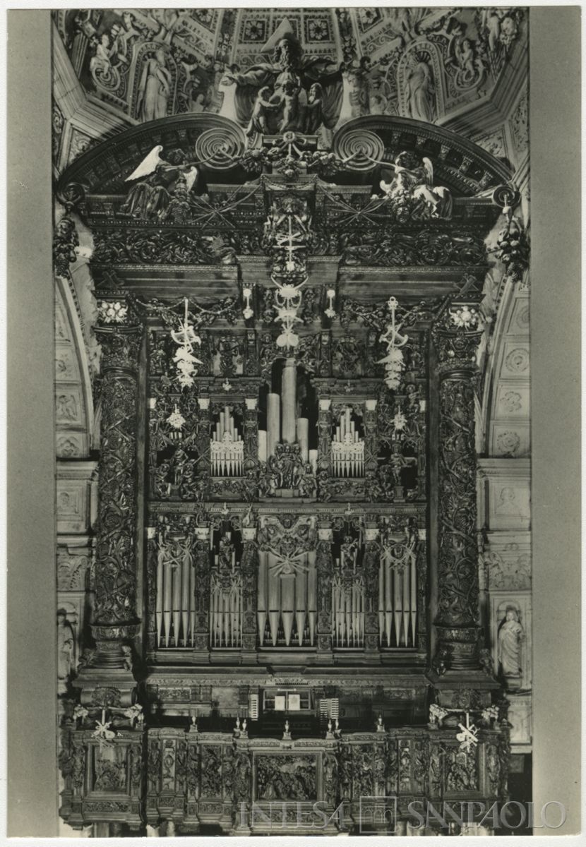 Tirano, Santuario della Madonna: cartolina fotografica riproducente l'organo presente nel Santuario della Madonna di Tirano, 1960-1966