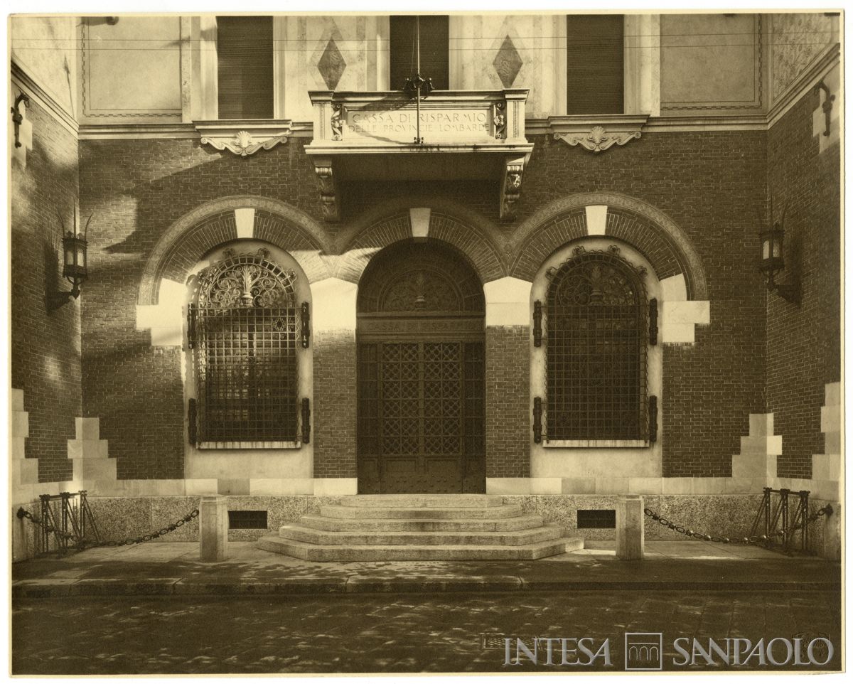 Cariplo, esterno della filiale di Legnano, 1927 (Giovara e Figli)
