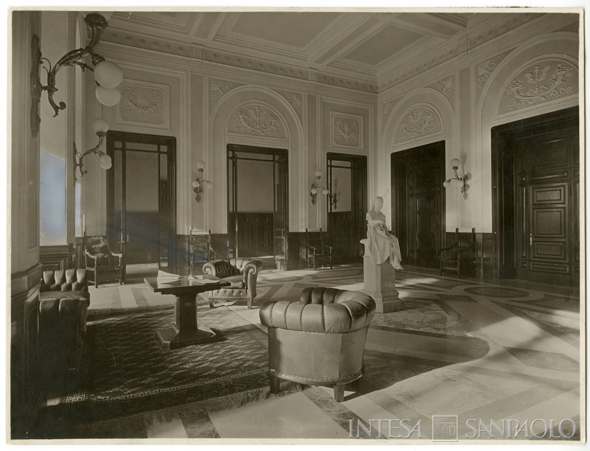 Cà de Sass, anticamerone, anni 1930 (Foto Camuzzi & Lomazzi)