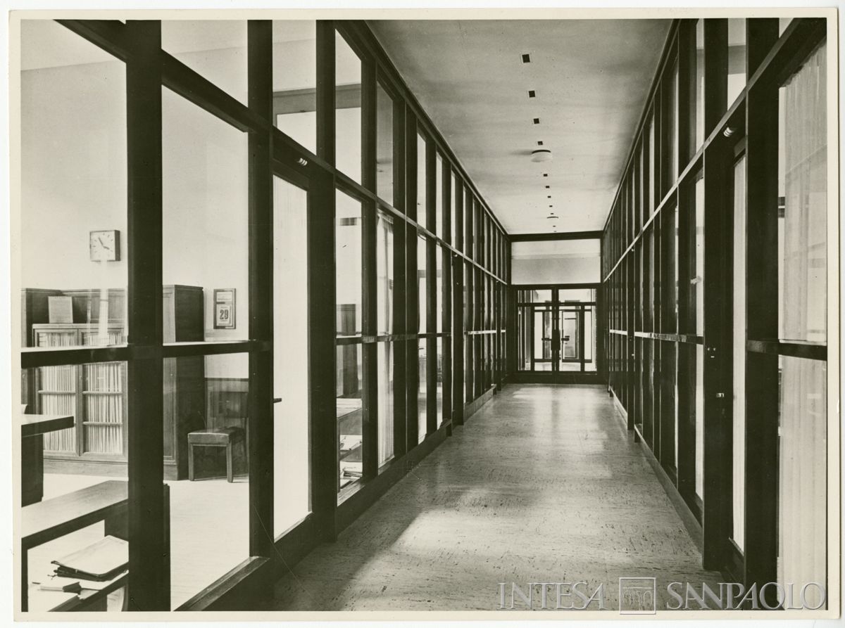 Palazzo delle Colonne, piani superiori, 1940-1950 (Vincenzo Aragozzini dello Stabilimento Fotografico Crimella)