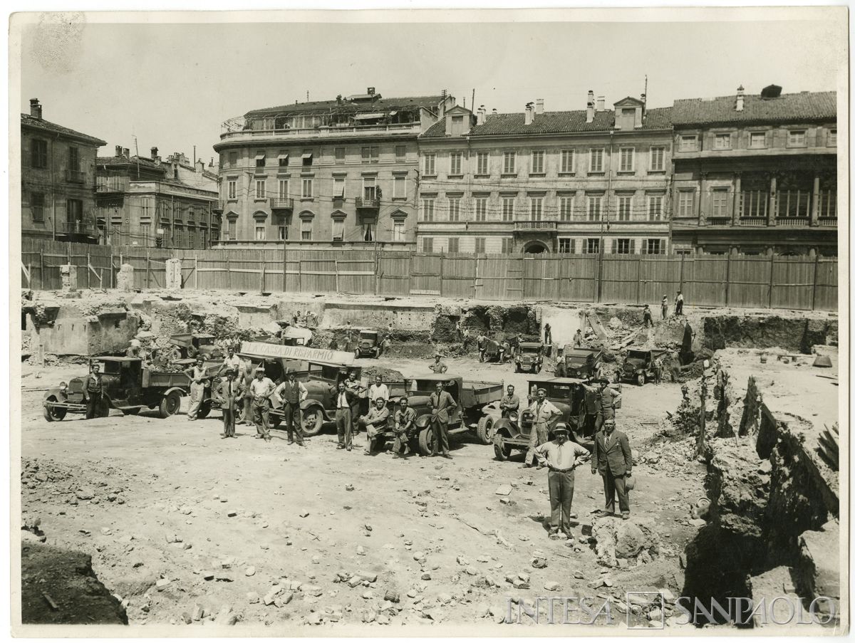 Palazzo delle Colonne, maestranze in cantiere, 1933 (A. Poma)