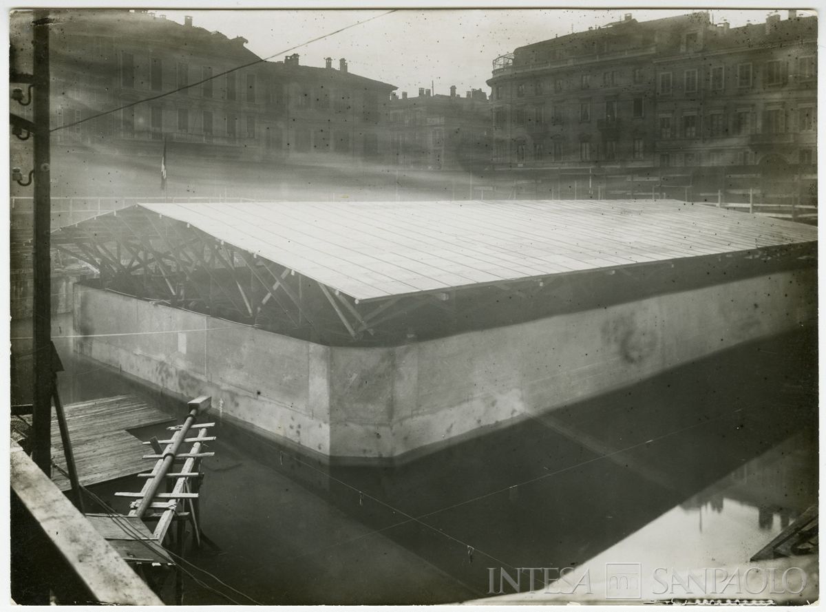 Palazzo delle Colonne, varo dello scafo, 1937 (Riccardo Paganini)