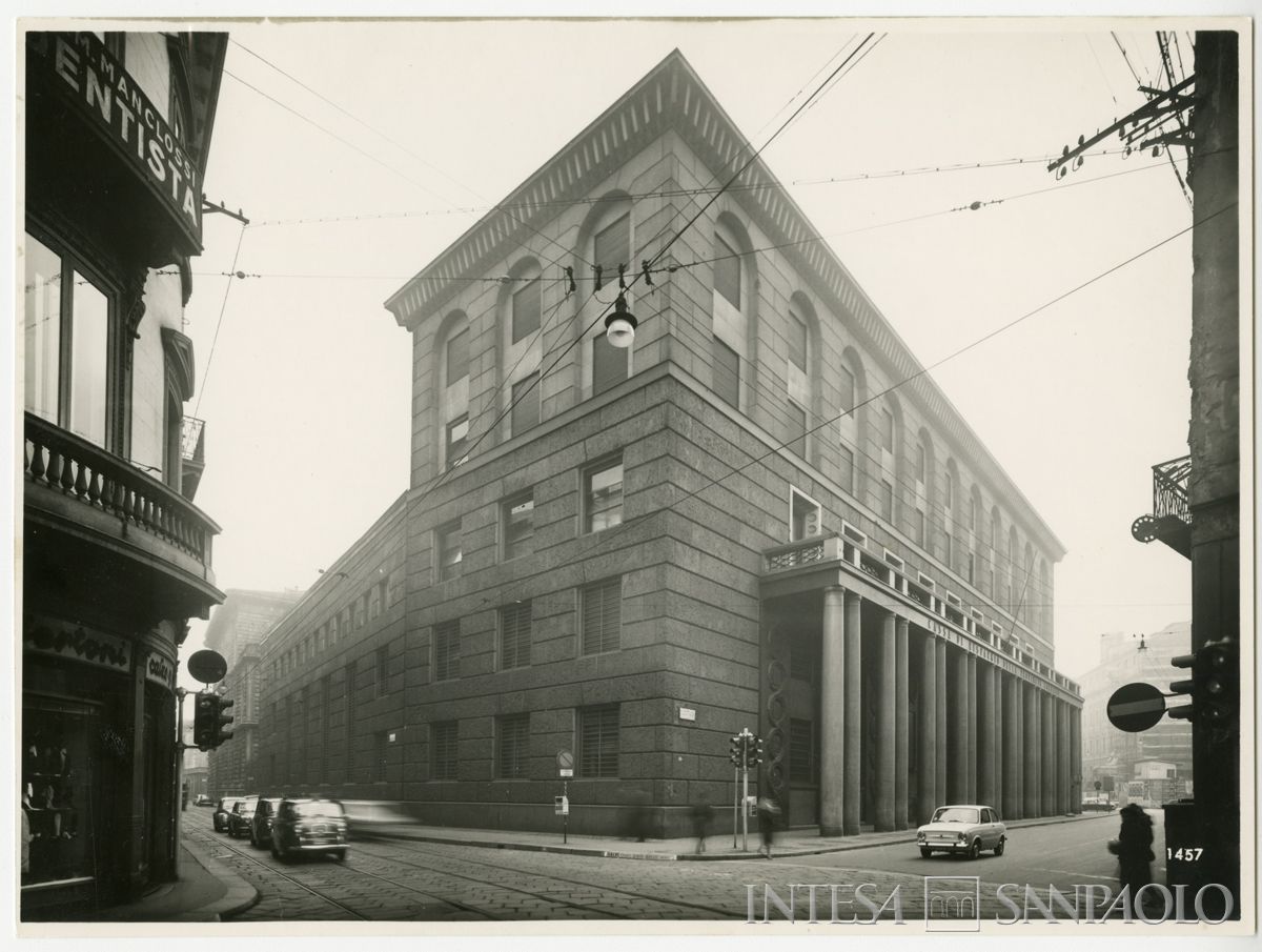 Palazzo delle Colonne, esterno, 18 gennaio 1965 (Vincenzo Aragozzini)