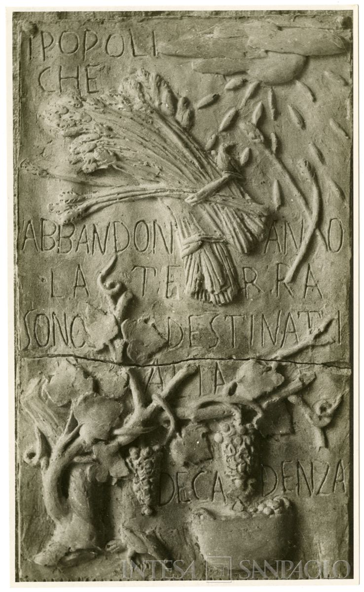 Palazzo delle Colonne, bozzetto dei bassorilievi del Manzù, 1939 (fotografo sconosciuto)