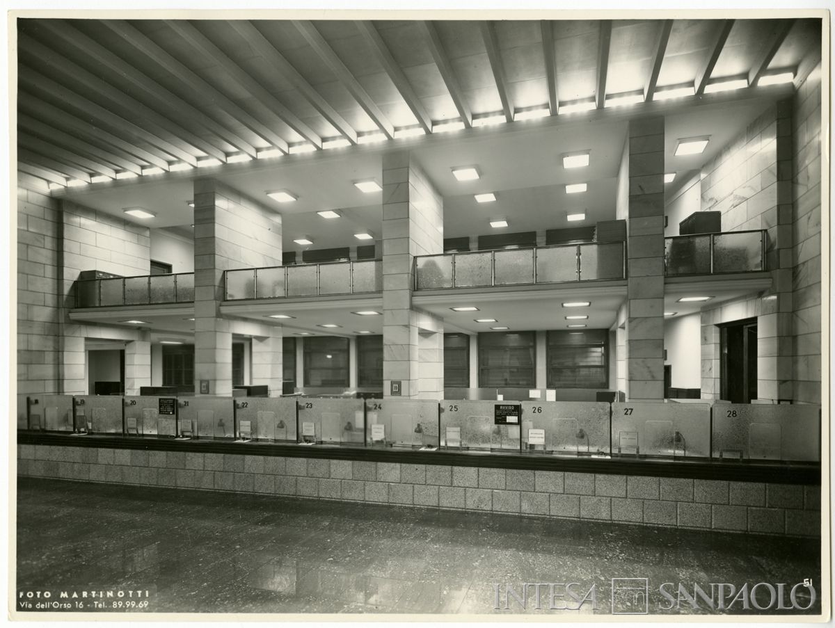 Palazzo delle Colonne, salone, anni 1950 (Foto Martinotti)