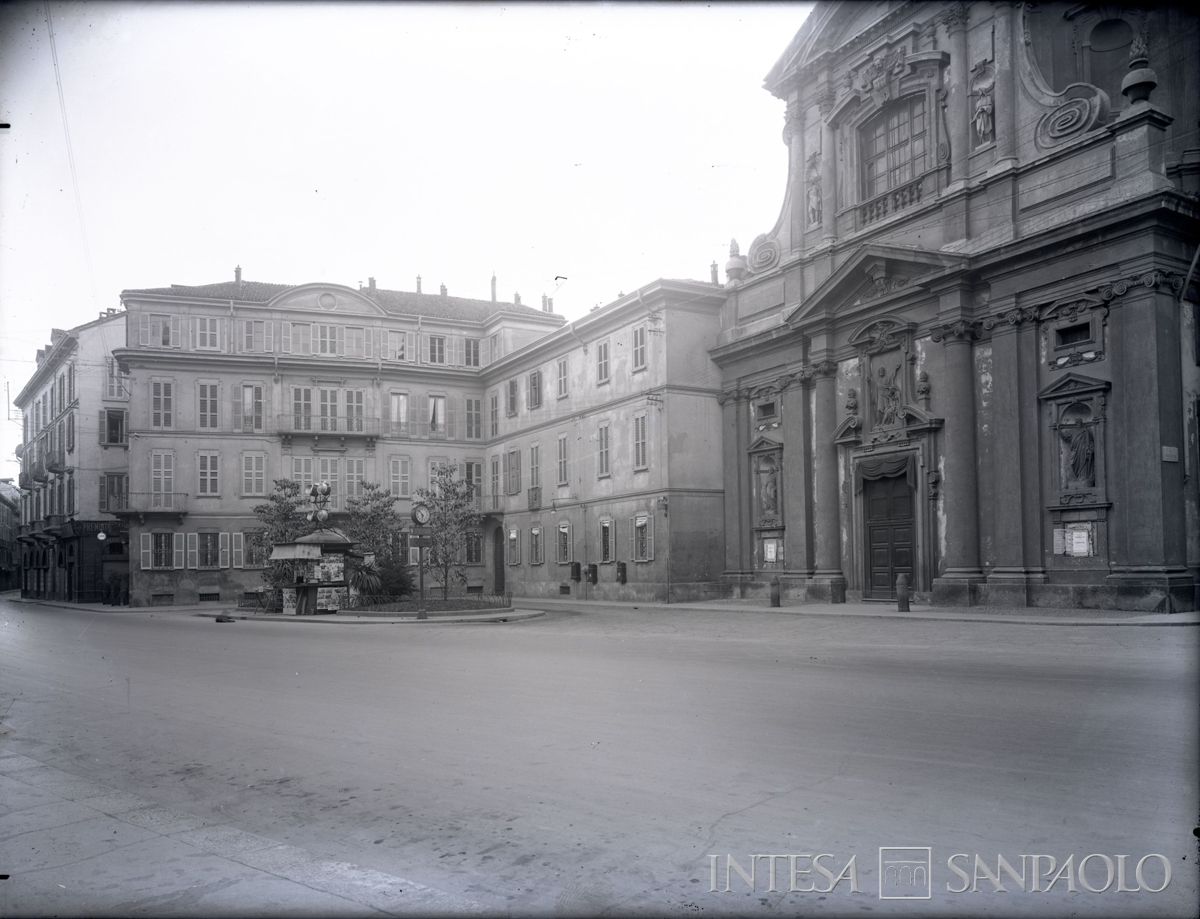 Palazzo delle Colonne, edifici preesistenti, 1930-1932 (fotografo sconosciuto)