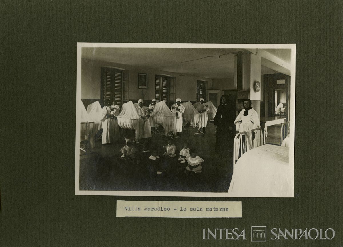 Sala materna, Villa Paradiso (Brescia), 1930 (fotografo sconosciuto)