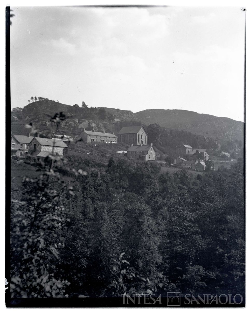 Scorcio del villaggio di Pont-rhyd-y-groes nel Galles, 1898-1901 (Bernardino Nogara)