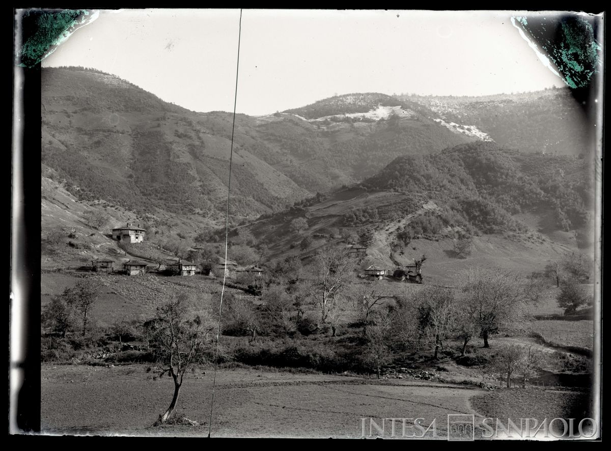 Valle di Kouby, villaggio turco di Tchatak, 1904-1914 (fotografo sconosciuto)
