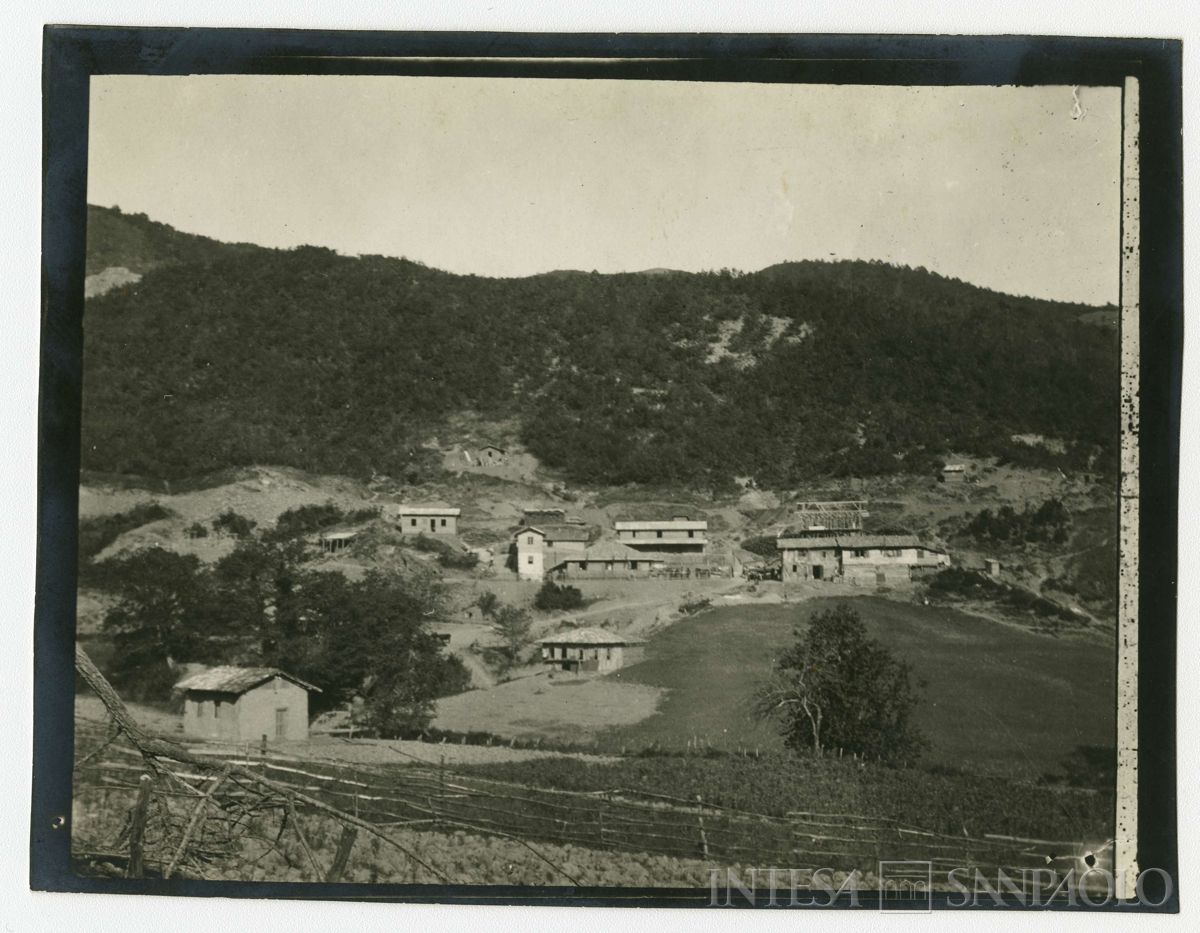 Villaggio di Cozlu - Gùzel Keùi, valle di Kouby, in progressivo ampliamento, 1908 (Giulio Martelli)