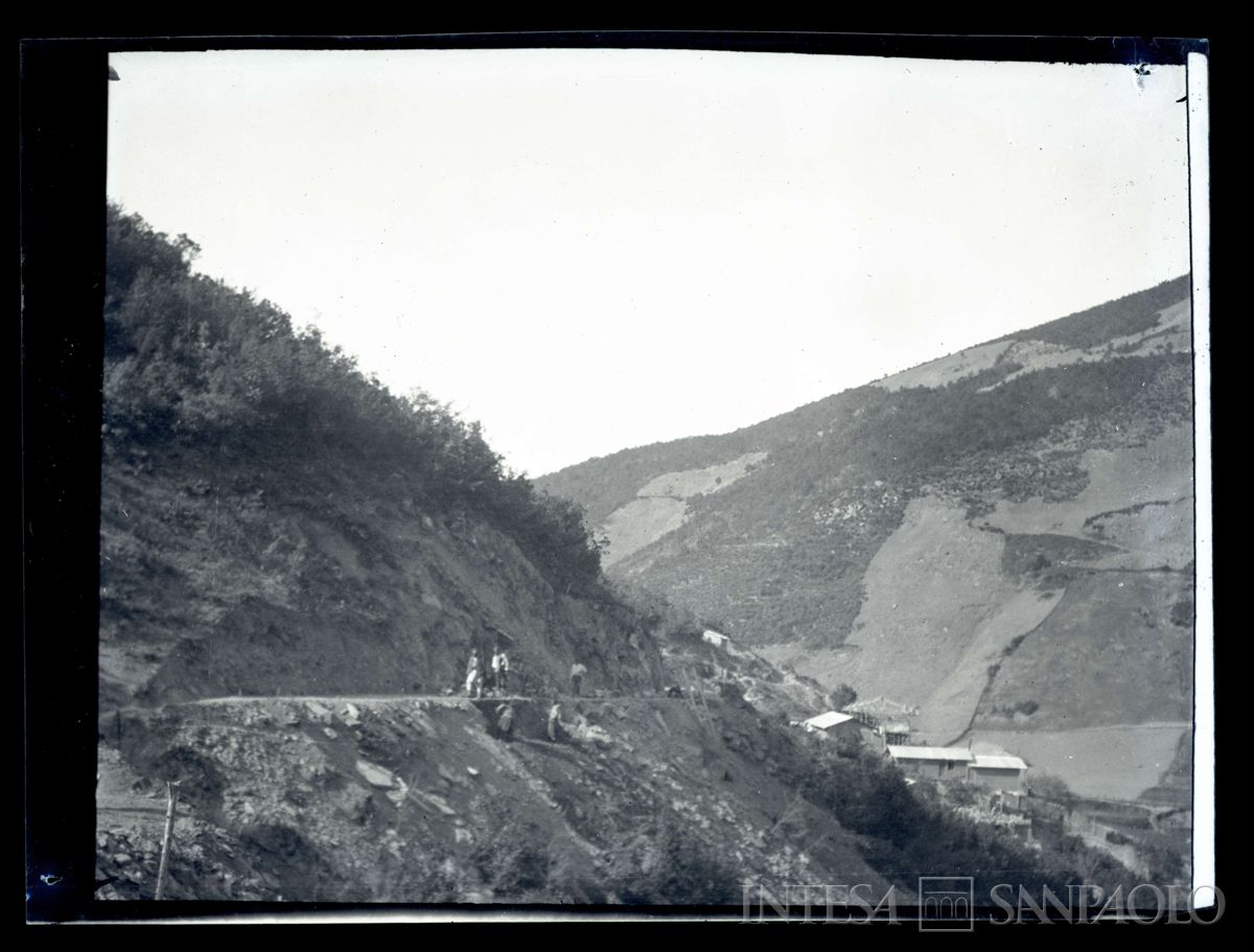 Villaggio di Cozlu - Gùzel Keùi, valle di Kouby, in progressivo ampliamento, 1908 (Giulio Martelli)